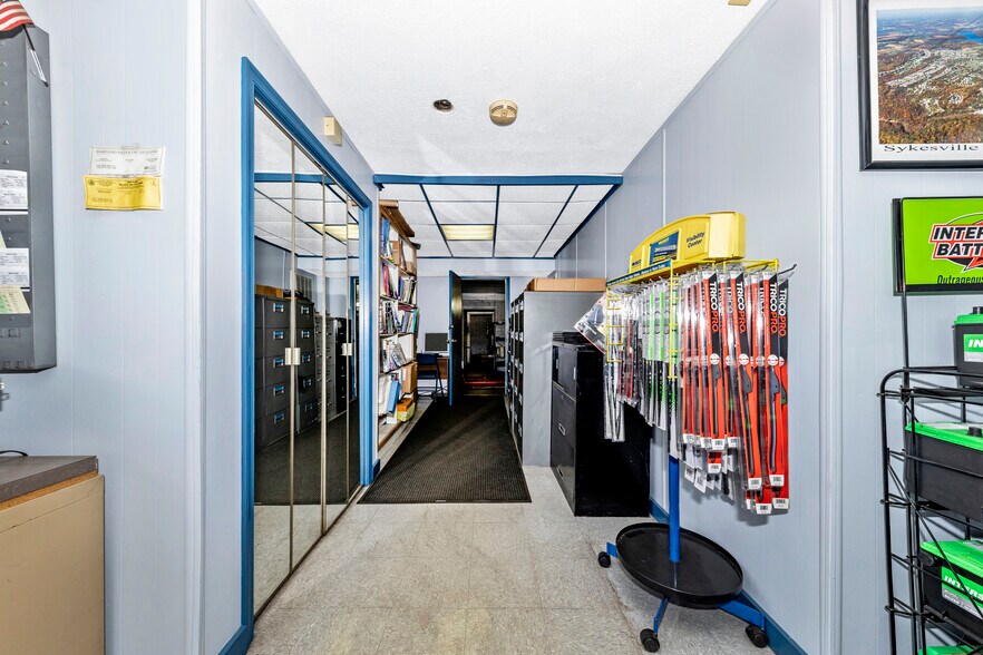 More Photos Of 7415 Springfield Ave, Sykesville Service Station For Sale