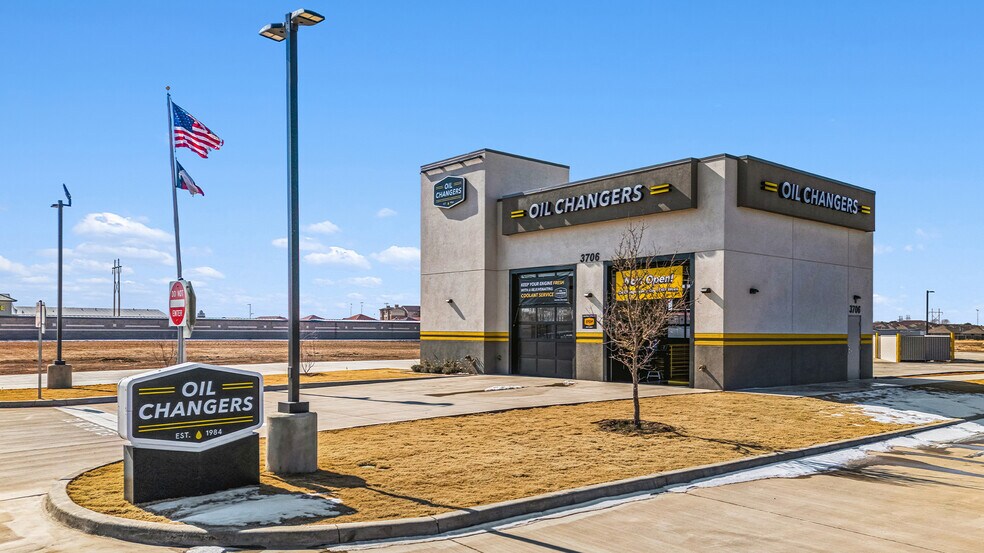 Primary Photo Of 3706 Milwaukee Ave, Lubbock Auto Repair For Sale