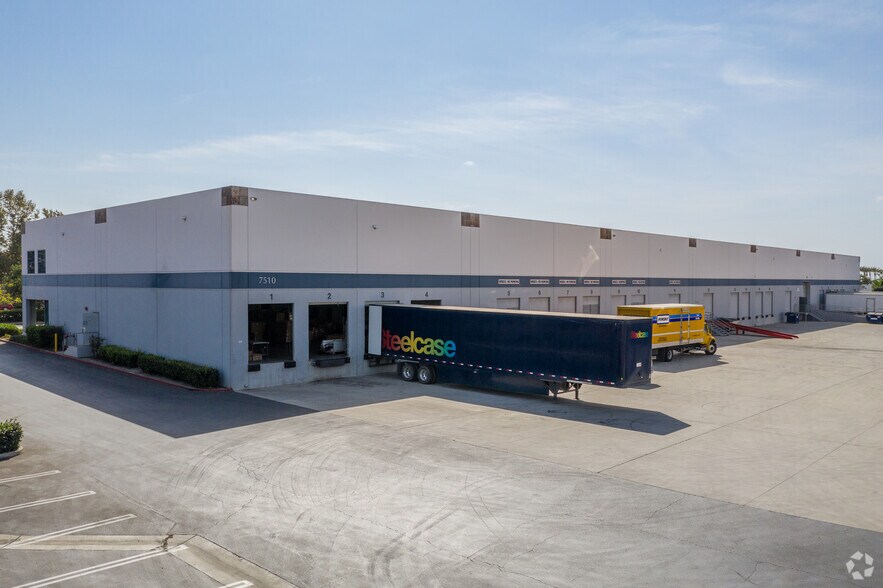 More Photos Of 7510 Airway Rd, San Diego Distribution For Lease