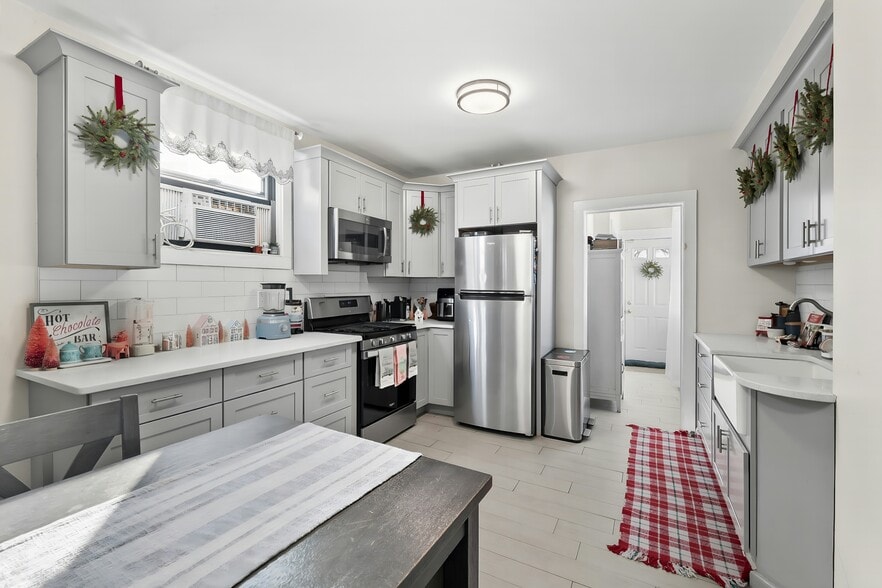 More Photos Of 179 Hackensack Plank Rd, Weehawken Multifamily For Sale