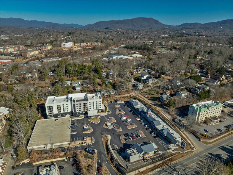 More Photos Of 190 Hendersonville Rd, Asheville Storefront Retail Office For Lease