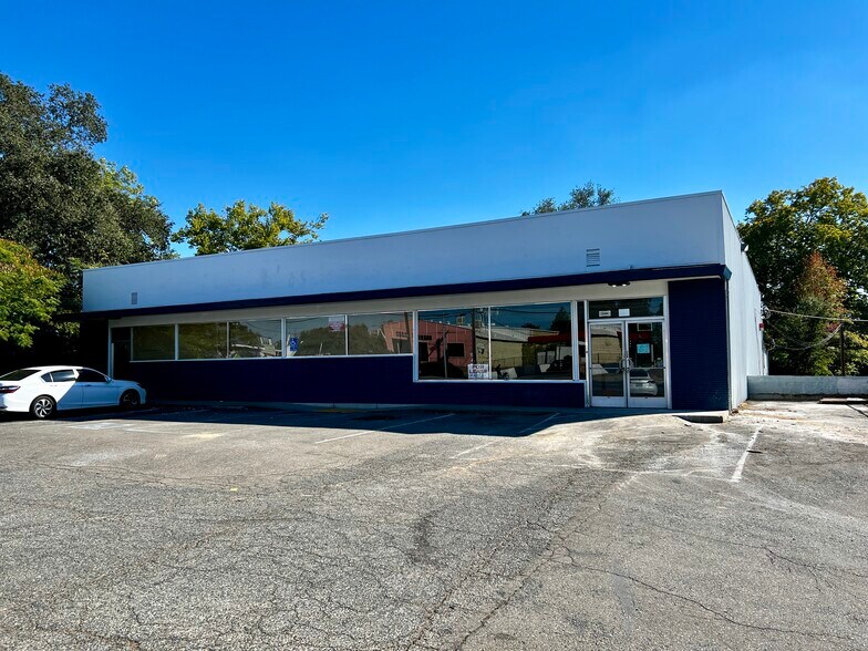 Primary Photo Of 9304 Greenback Ln, Orangevale Storefront For Lease