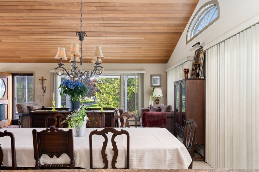 More Photos Of 10343 E Hilltop Rd, Suttons Bay Winery Vineyard For Sale