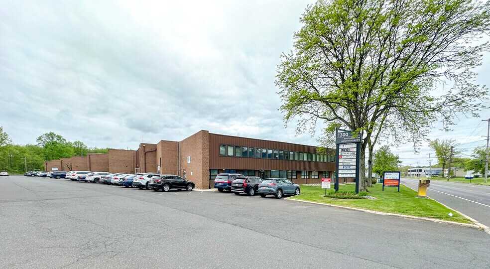 Primary Photo Of 1300 Industrial Blvd, Southampton Light Distribution For Lease