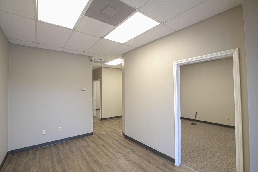 More Photos Of 25275 Budde Rd, Spring Light Distribution For Lease