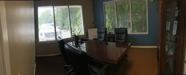 More Photos Of 202 N Rhodes Ave, Sarasota Office For Lease