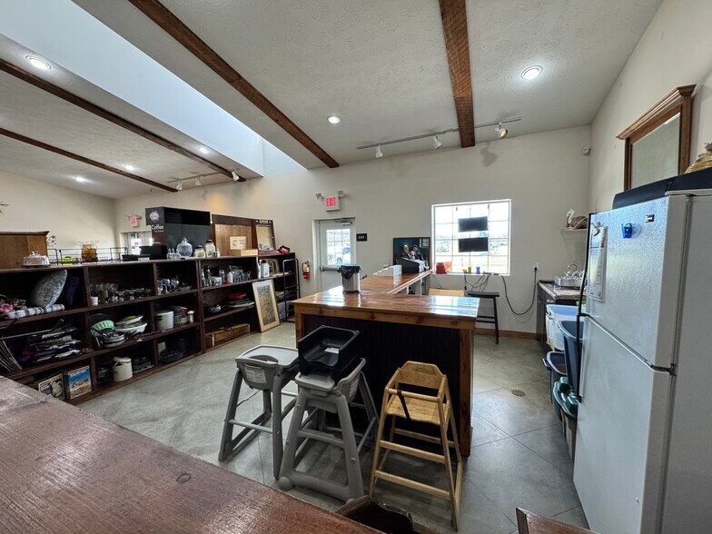 More Photos Of 3126 State Route 257, Seneca Freestanding For Sale
