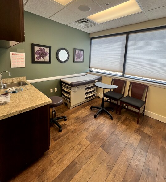 More Photos Of 1055 N 300 W, Provo Medical For Lease