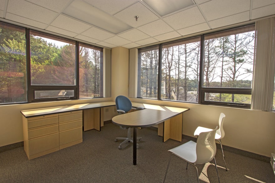 More Photos Of 141 Parker St, Maynard Office For Lease