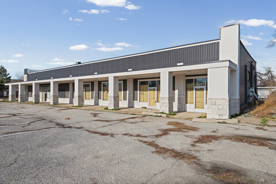 More Photos Of 1580 Washington Blvd, Ogden Storefront For Sale
