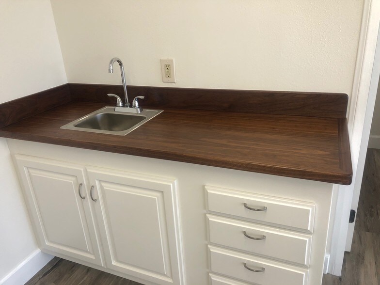 More Photos Of 333 Shipyard Way, Newport Beach Storefront Retail Office For Lease