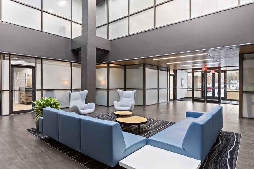 More Photos Of 6148 Lee Hwy, Chattanooga Medical For Lease