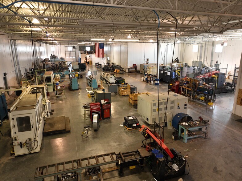 More Photos Of 2600 Kimco Ct, Lincoln Warehouse For Lease
