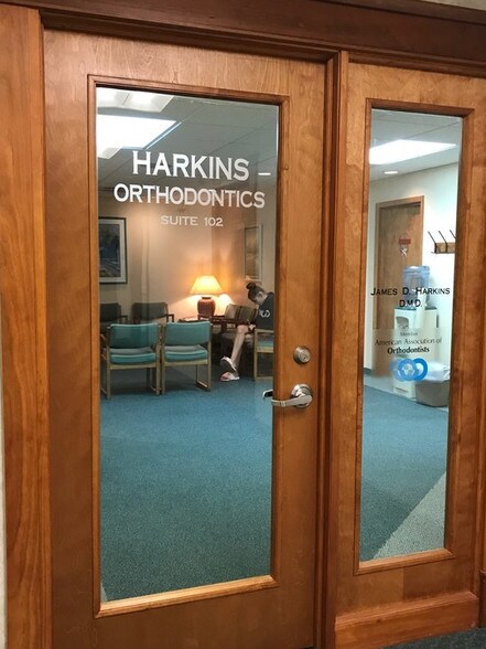 More Photos Of 3578 Brodhead Rd, Monaca Unknown For Lease