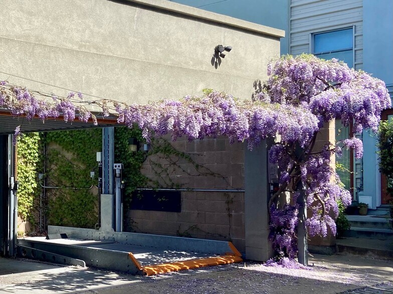More Photos Of 2831-2849 7th St, Berkeley Office For Sale