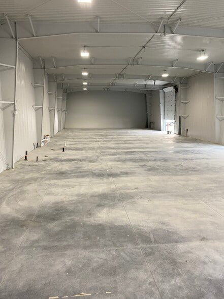 Primary Photo Of 9009 Twin Oaks Dr, Windsor Warehouse For Lease