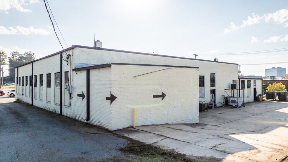 More Photos Of 601 W 4th St, North Little Rock Light Manufacturing For Lease