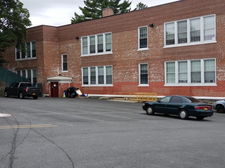 More Photos Of 18 Central Ave, Port Chester Schools For Lease