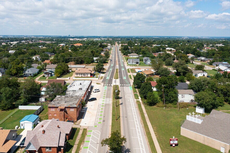 More Photos Of 1923 N Lottie Ave, Oklahoma City Storefront For Sale