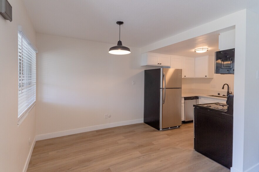 More Photos Of 2830 235th St, Torrance Apartments For Sale