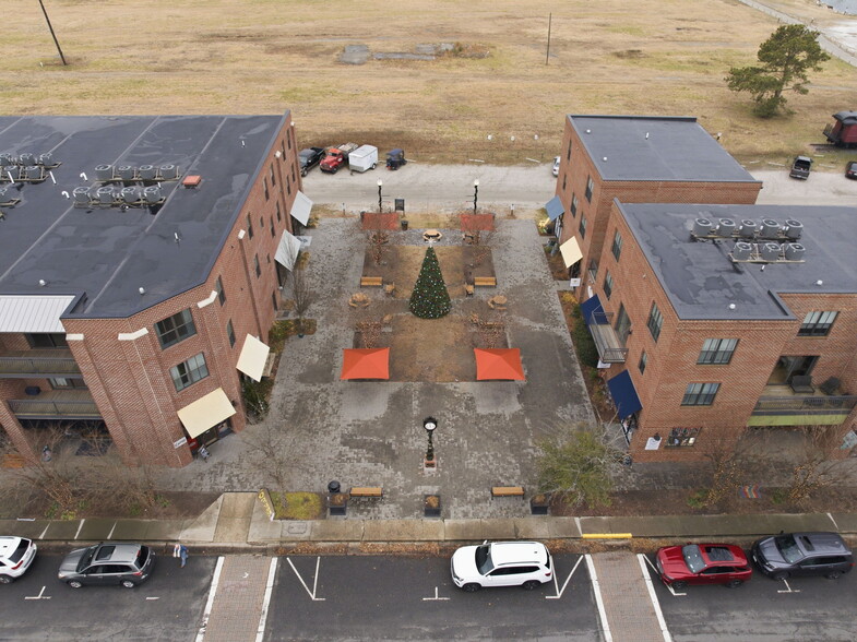 More Photos Of 300 Mason Ave, Cape Charles Apartments For Sale