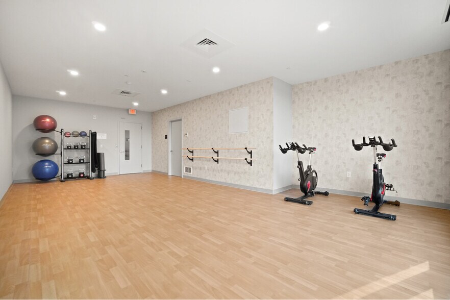 More Photos Of 150 Main St, Hackensack Apartments For Lease