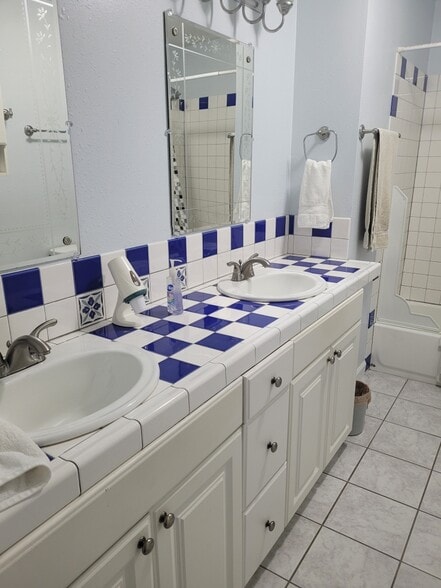 More Photos Of 205 A St, Fairbanks Hotel For Sale