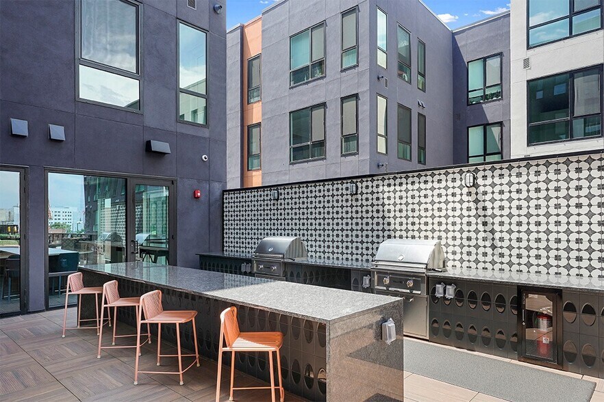 More Photos Of 1040 Santa Fe Dr, Denver Apartments For Lease