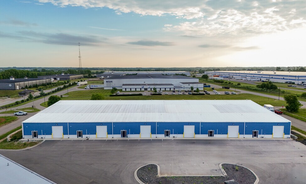 More Photos Of 100 Lacefield, Midway Unknown For Lease