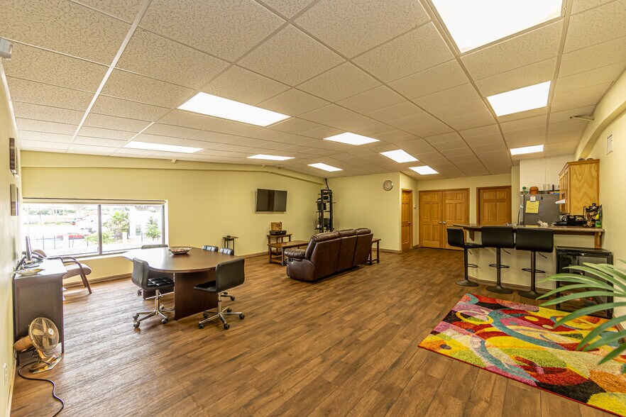 More Photos Of 7416 El Dorado Ct, Laredo Service For Sale