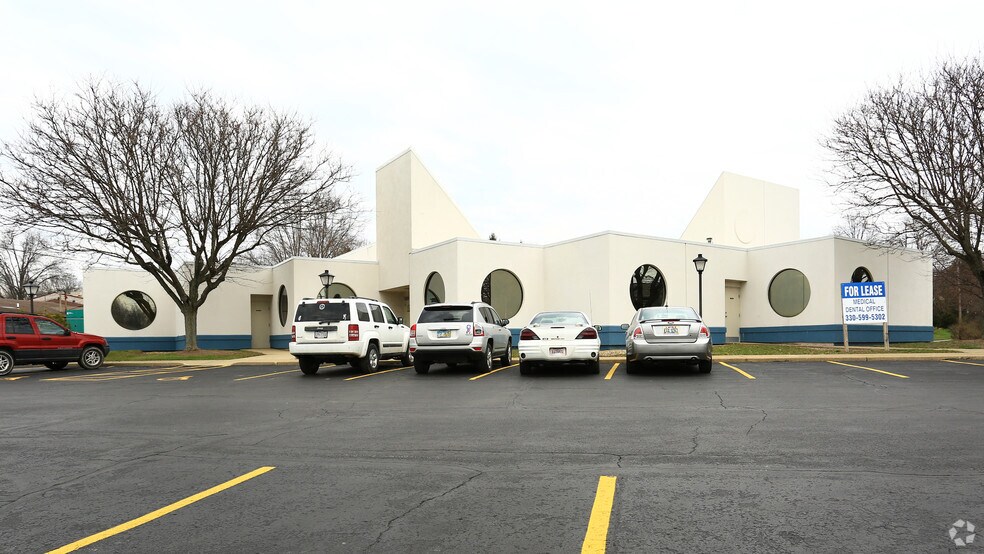 More Photos Of 810 Boardman Canfield Rd, Youngstown Medical For Lease