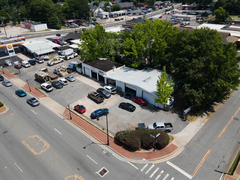 Primary Photo Of 522 NE Roswell St, Marietta Auto Repair For Sale