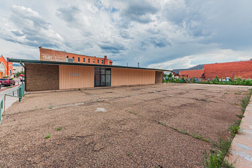 More Photos Of 323 N Commercial St, Trinidad Rehabilitation Center For Lease