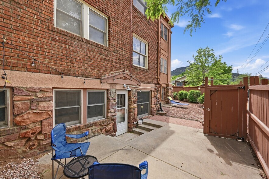 More Photos Of 1090 11th St, Boulder Apartments For Sale