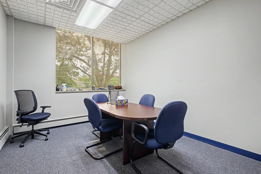 More Photos Of 835 Mason St, Dearborn Office For Lease