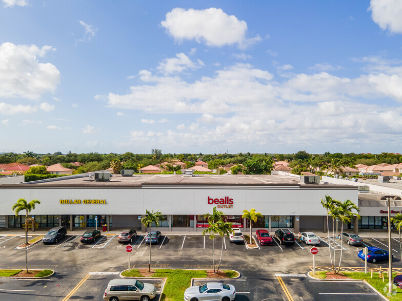 Primary Photo Of 9900-10060 Pines Blvd, Pembroke Pines Storefront For Lease