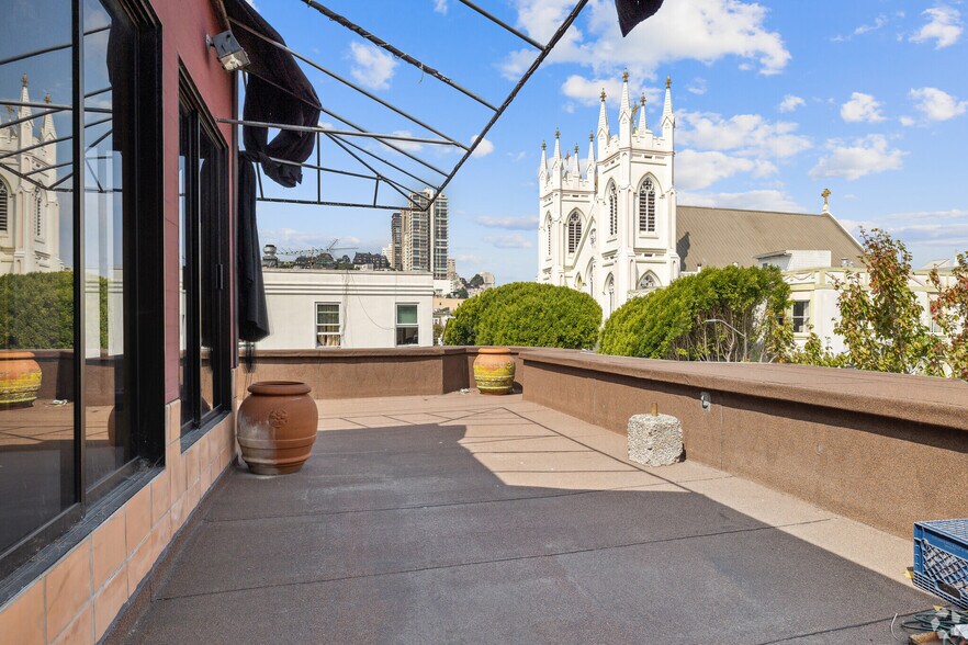 More Photos Of 1234-1268 Grant Ave, San Francisco Restaurant For Lease