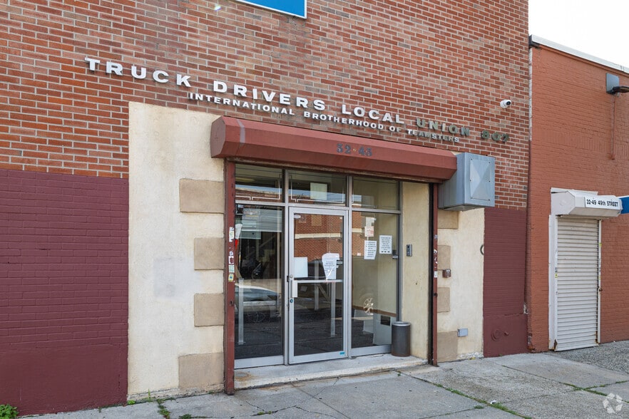 More Photos Of 3243 49th St, Astoria Freestanding For Lease