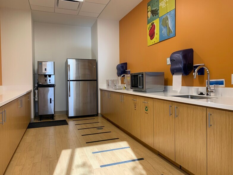 More Photos Of 581 William Latham Dr, Bourbonnais Medical For Lease