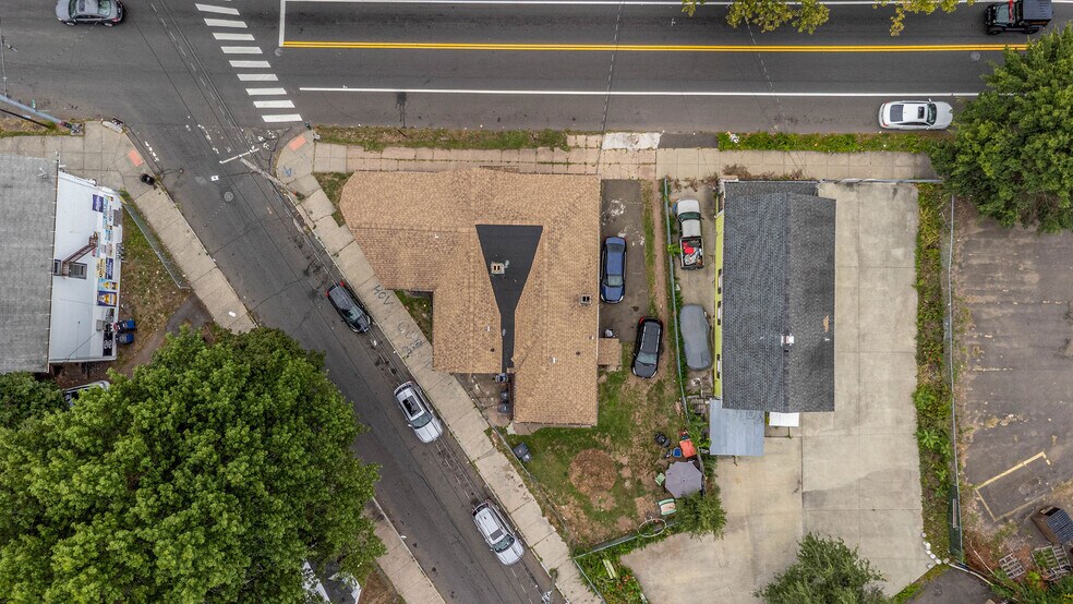 More Photos Of 467 Columbus Ave, New Haven Apartments For Sale