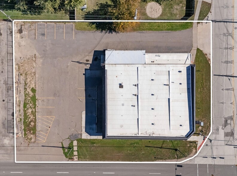 More Photos Of 6397 Middlebelt Rd, Romulus Freestanding For Sale