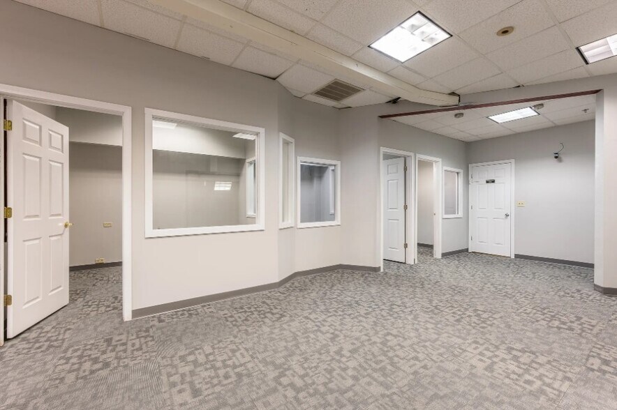 More Photos Of 531-545 Main St, Worcester Office For Sale