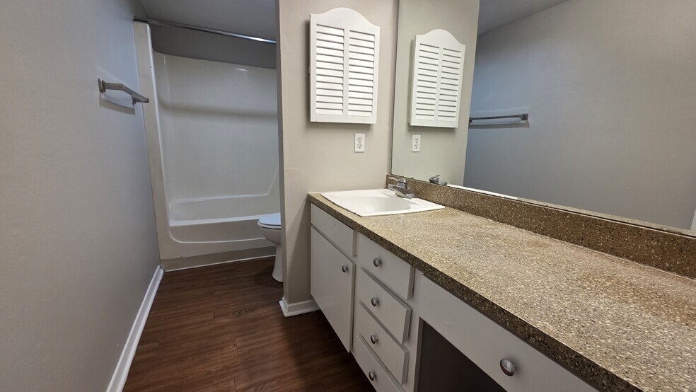 More Photos Of 1701 Skyline Dr, North Little Rock Multifamily For Sale