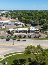 More Photos Of 501-511 Holly Ln, Mankato General Retail For Lease