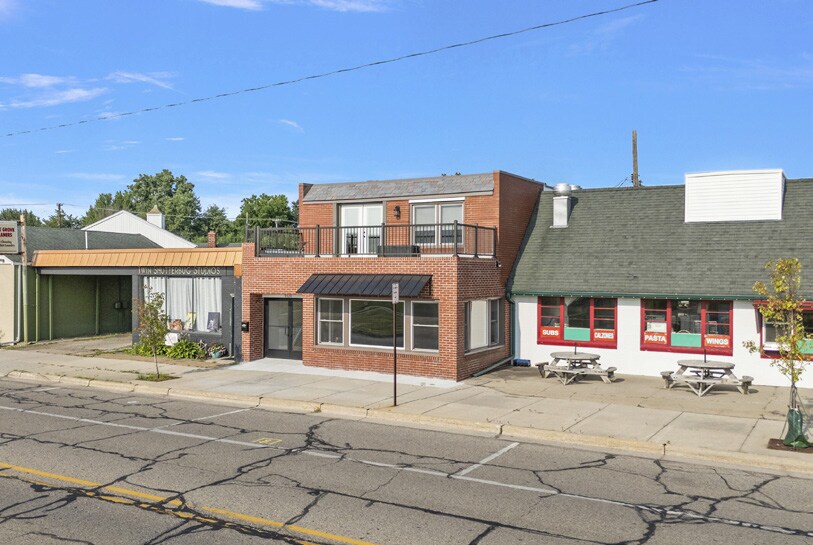 More Photos Of 1320-1332 Michigan Ave, Marysville Storefront Retail Office For Lease