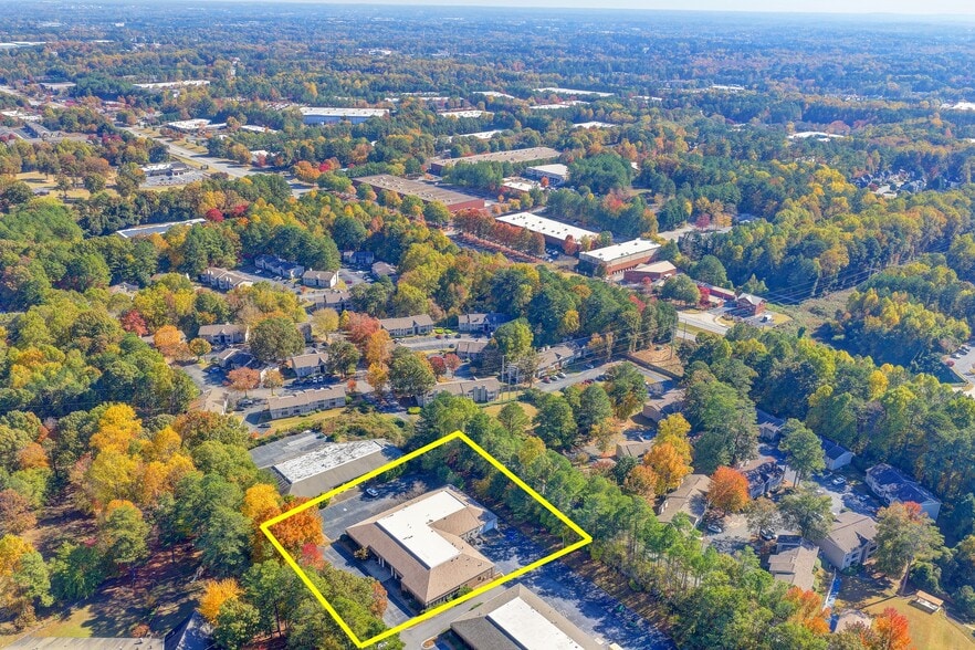 More Photos Of 3274 Medlock Bridge Rd, Peachtree Corners Flex For Sale