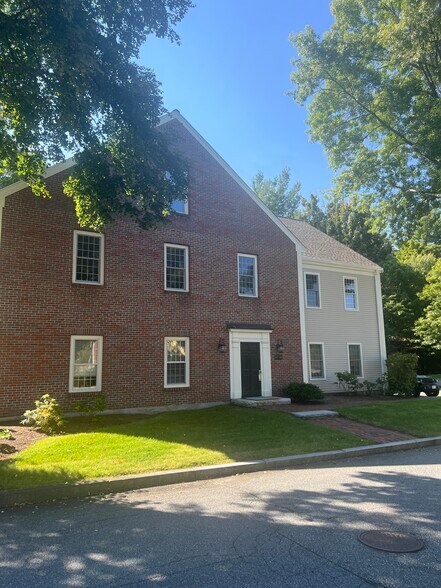 More Photos Of 45-49 Junction Sq, Concord Office For Lease