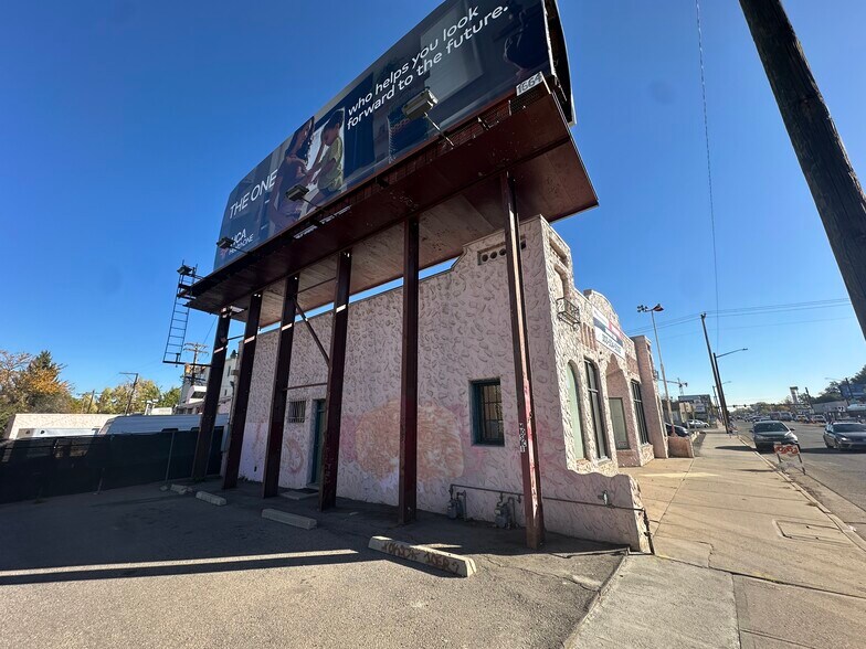 More Photos Of 4347 E Colfax Ave, Denver Flex For Sale