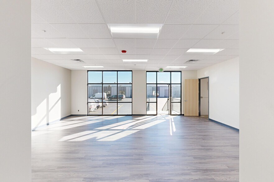 More Photos Of 5050 Fox St, Denver Unknown For Lease