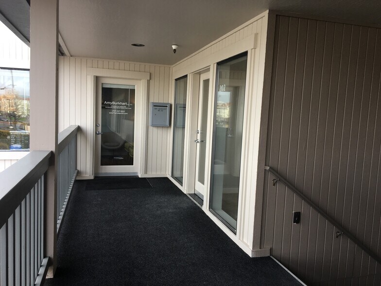 More Photos Of 1100 Lincoln Ave, Napa Medical For Lease